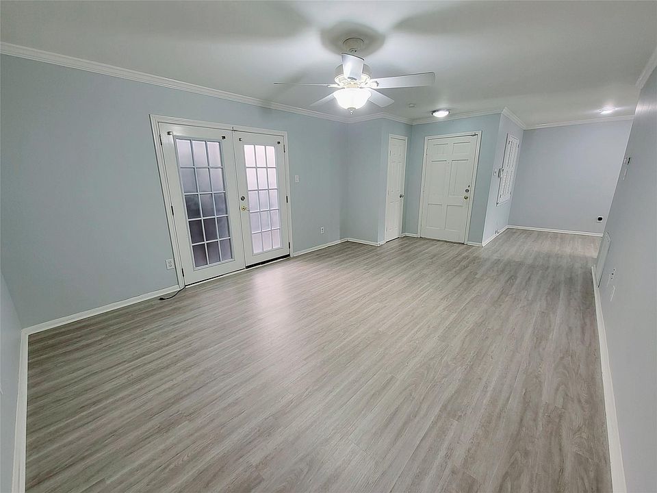 1st image of 7900 Westheimer Rd APT 255