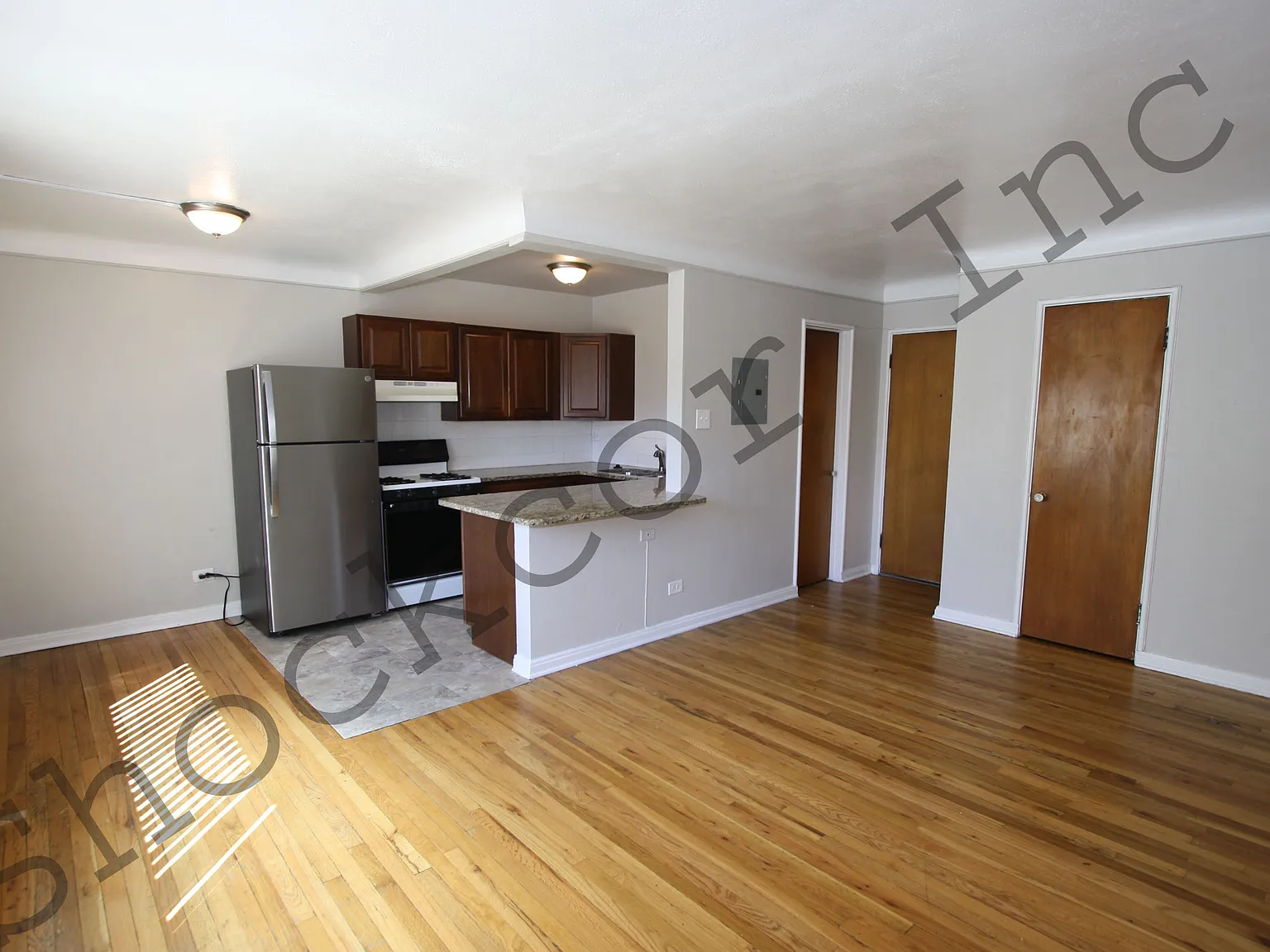 2 bed, 750 sqft, $1,465 — Photo 1