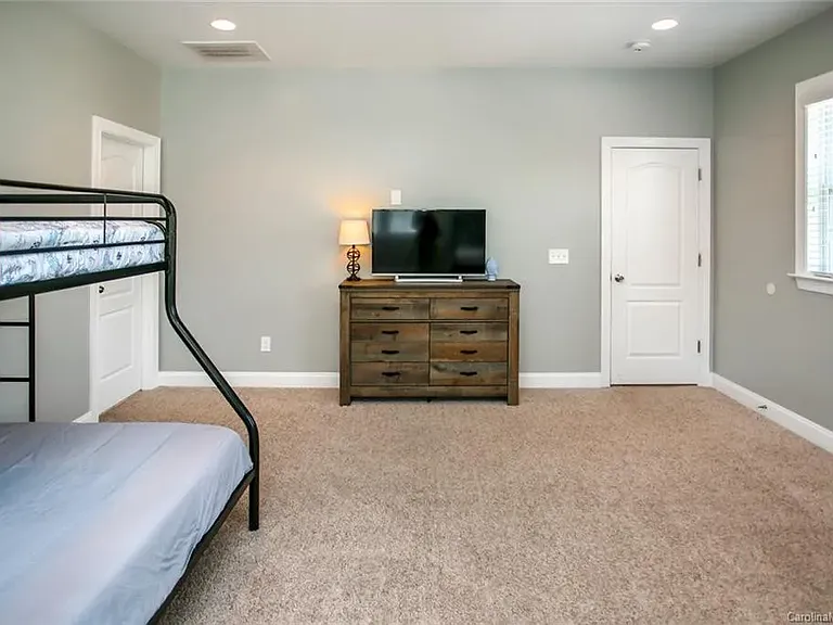 8606 Burnside Ln — Photo 1
