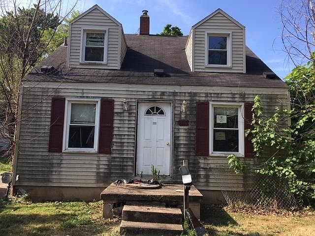2nd image of 422 Leta Ave
