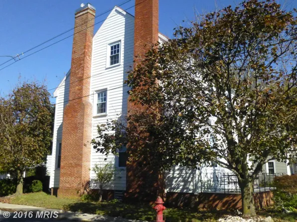 121 Water St, Vienna, MD 21869