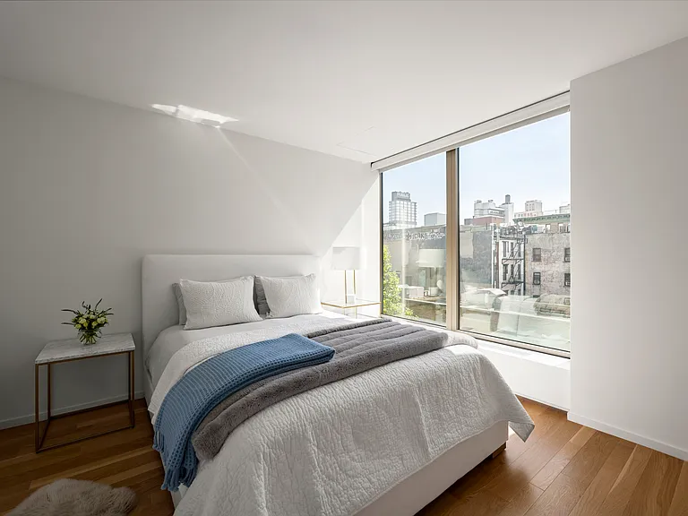 75 Kenmare St #5H — Photo 7