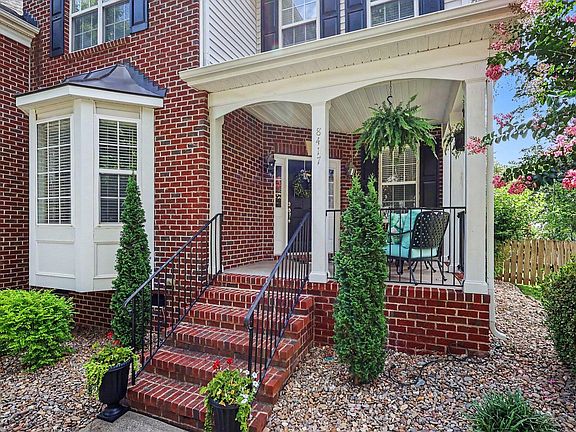 3rd image of 8417 Dunnington Cir