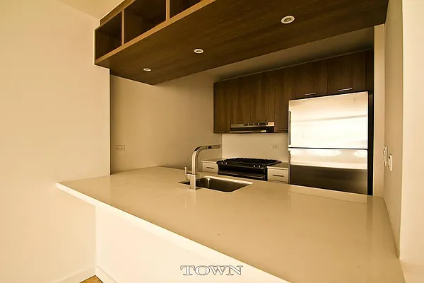 Rented by Town Residential | media 15