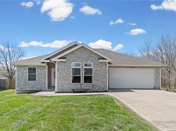 206 Krause St, Richmond, MO 64085