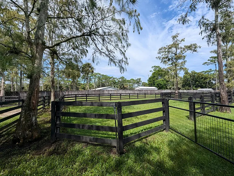 13161 Casey Rd #- BARN - — Photo 21