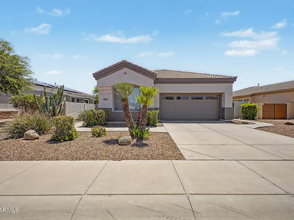 6823 S PINEHURST Drive, Gilbert, AZ 85298