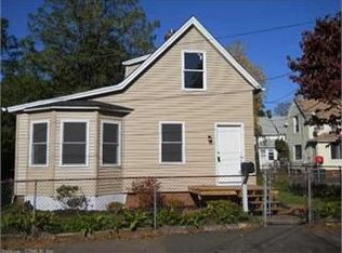 13 Harris St, Hamden, CT 06517