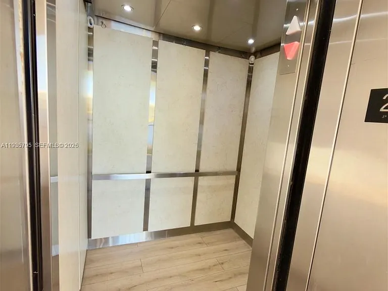 10426 E Clairmont Cir #212 — Photo 33