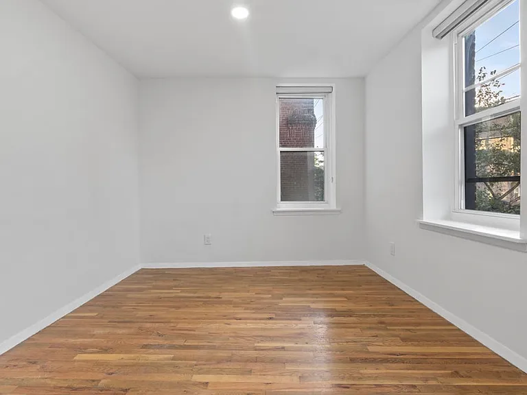 109 Grand Ave #1A — Photo 19