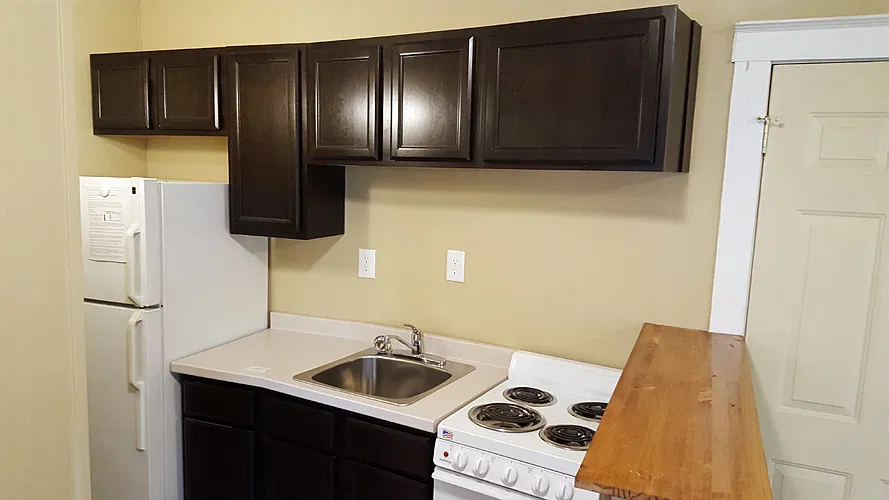 Studio, 280 sqft, $719 — Photo 3