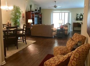 905 Mineral Creek Dr, Jacksonville, FL 32225