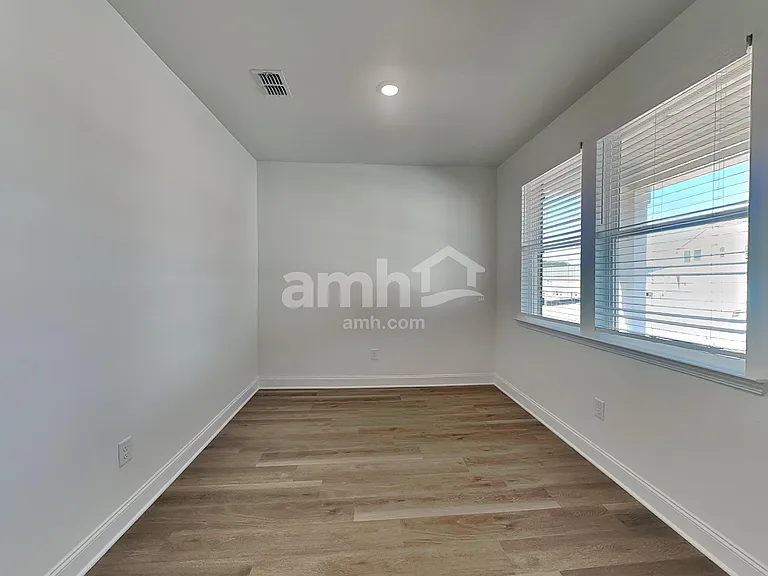 1459 Aquamarine Dr — Photo 24
