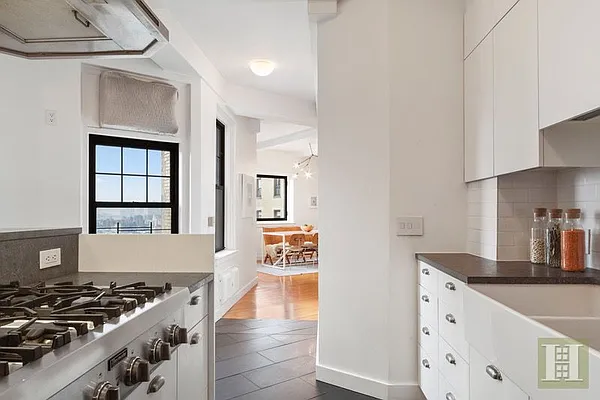 Sold by Halstead Real Estate | media 16