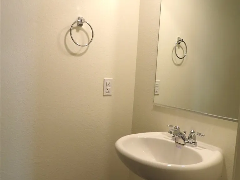 1901 Nydia Vista St — Photo 29