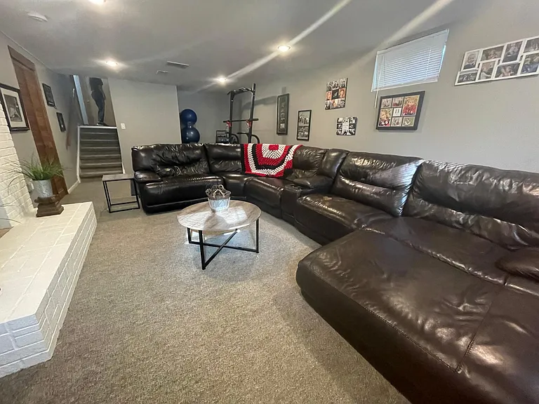 10618 Hilltop Rd — Photo 26