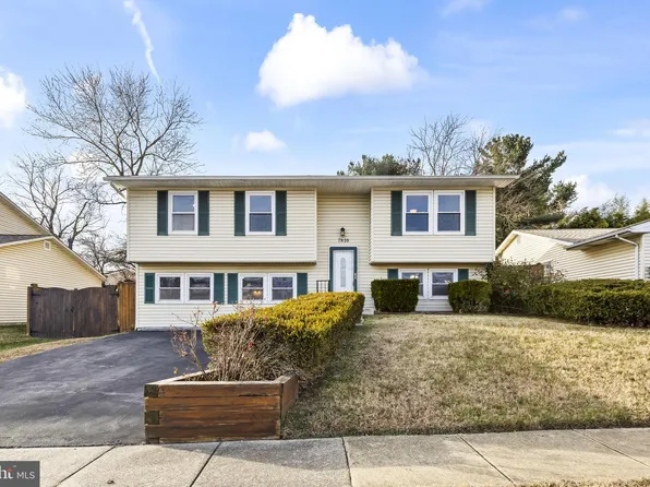 7810 Citadel Dr, Severn, MD 21144