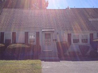 38 Fairview Rd, Norwood, MA 02062