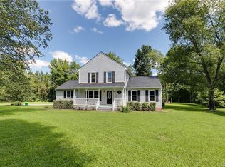 9641 Pasture Hill Rd, Midlothian, VA 23112