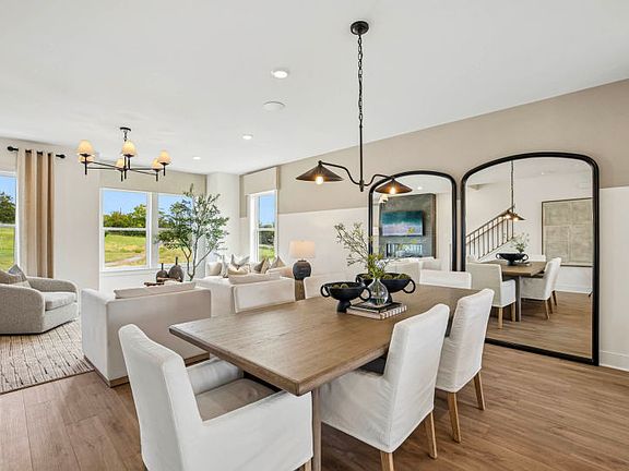 Gathering Room and Cafe Makes Entertaining a Breeze