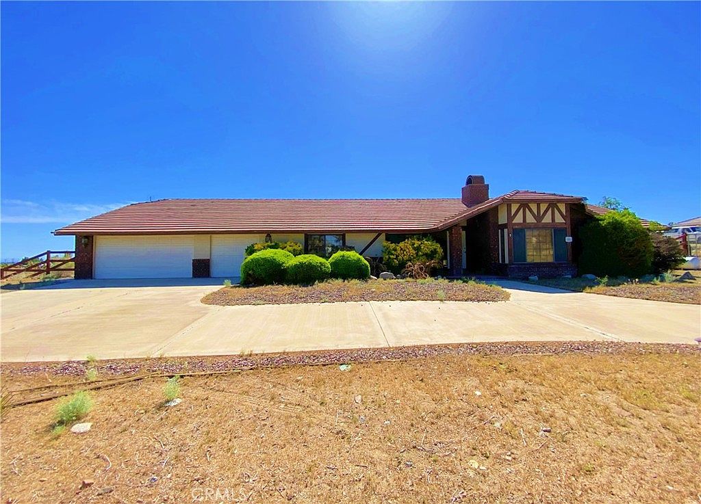 11487 Mountain Rd, Pinon Hills, CA 92372 Zillow