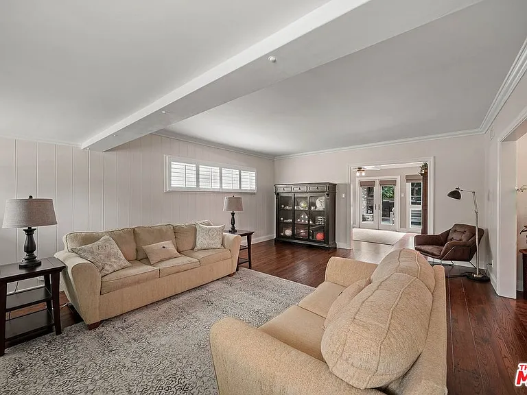 15434 Sutton St — Photo 10