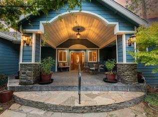 10644 Live Oak Ln, Penn Valley, CA 95946