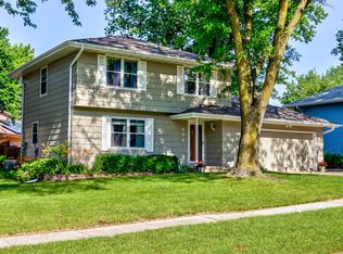 401 Wellons Dr, Ames, IA 50014
