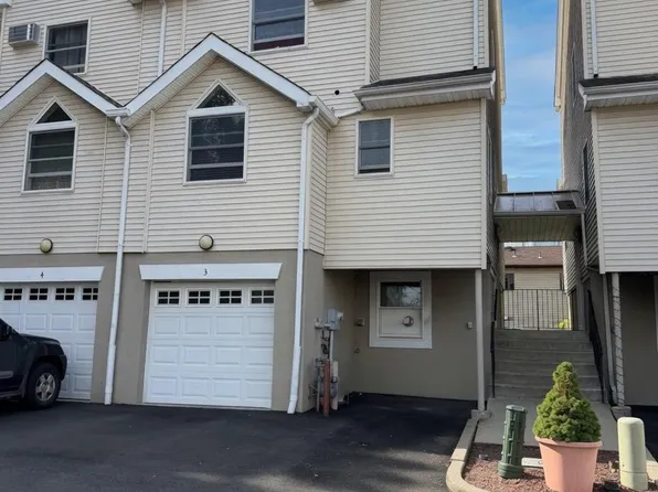 3 Prospect Gardens #3, Spring Valley, NY 10977