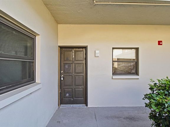 4th image of 2650 COUNTRYSIDE BOULEVARD #B105