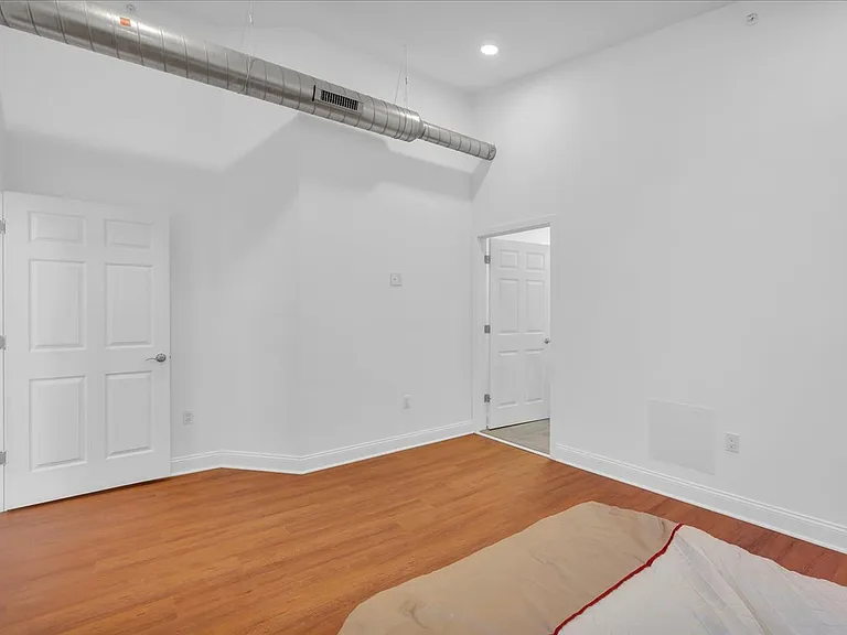 1406 Fairmount Ave #16 — Photo 10
