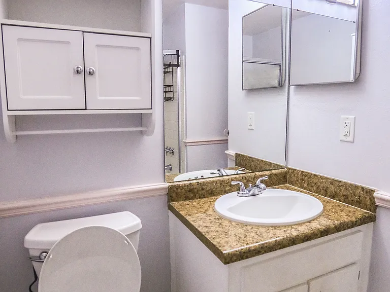 8307 Regina Pl — Photo 20