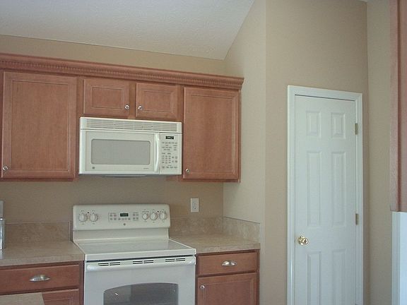 Kitchen Left