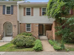 5858 Langton Dr, Alexandria, VA 22310