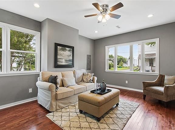 5th image of 451 Patrick Ave