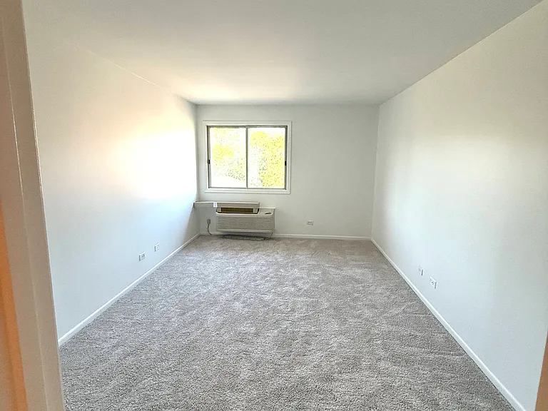 840 N Lakeside Dr #3B — Photo 5