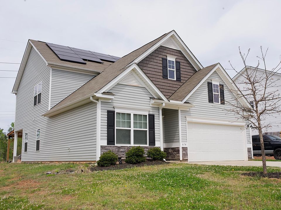 1st image of 614 Marian Way