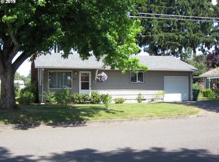 904 Astor Way, Woodburn, OR 97071