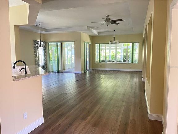 2nd image of 822 King Leon Way