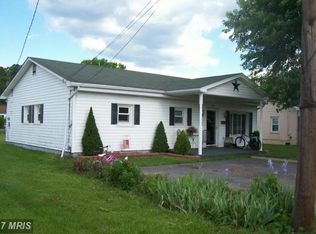 208 Chipley Ln, Moorefield, WV 26836