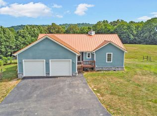 300 Kayser Ranch Rd, Oakdale, TN 37829