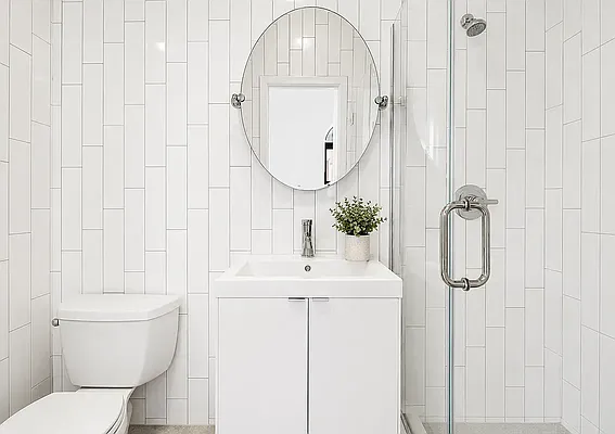 Bathroom, photo 1