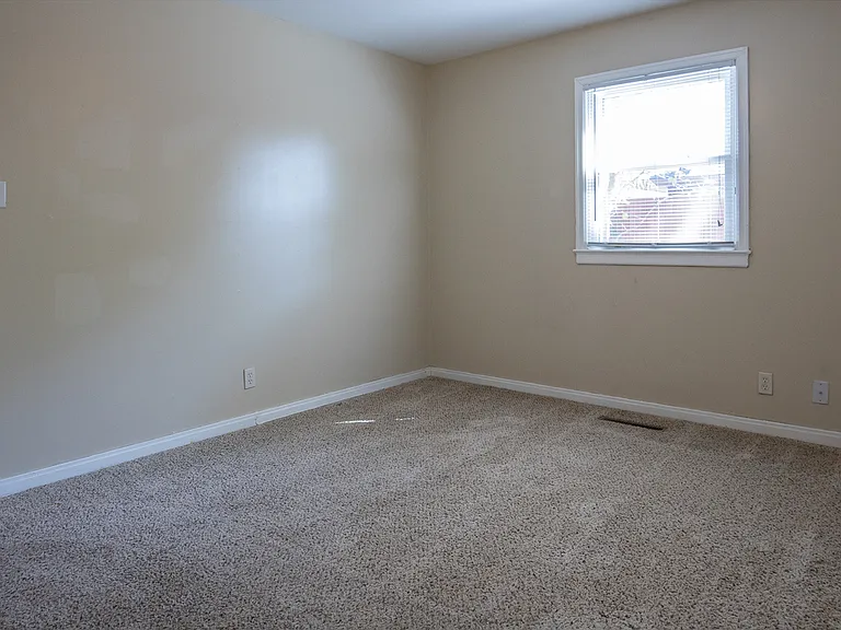 3100 Furman Blvd — Photo 23