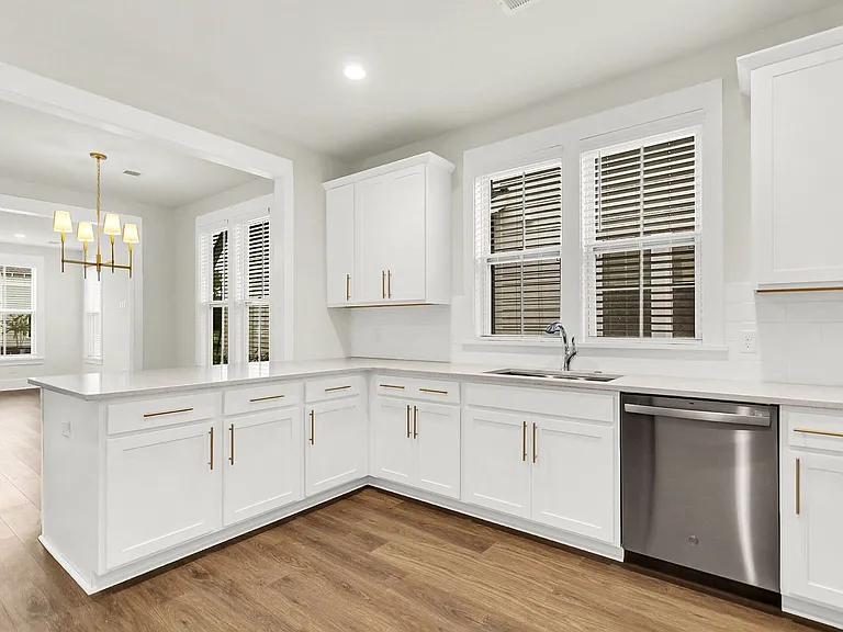 254 Symphony Ave — Photo 19