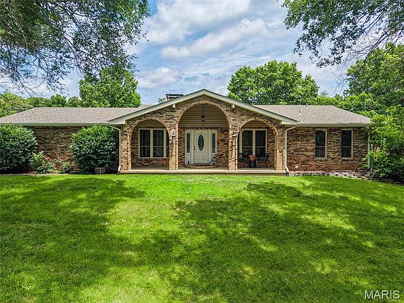 4th image of 1726 Lake Virginia Dr