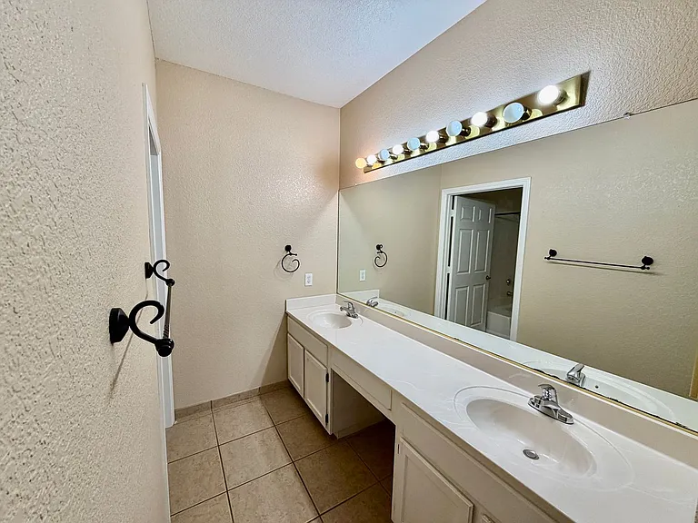 2251 Wigwam Pkwy #515 — Photo 33