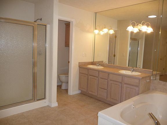 5th image of 216 Starrville Ln