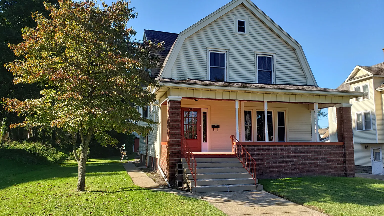 218 E Iron Ave photo 1