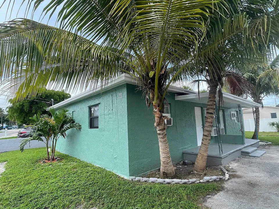 22 NW 8th Ave #1