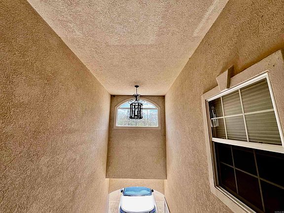 4th image of 451 Lakeland Dr APT G4